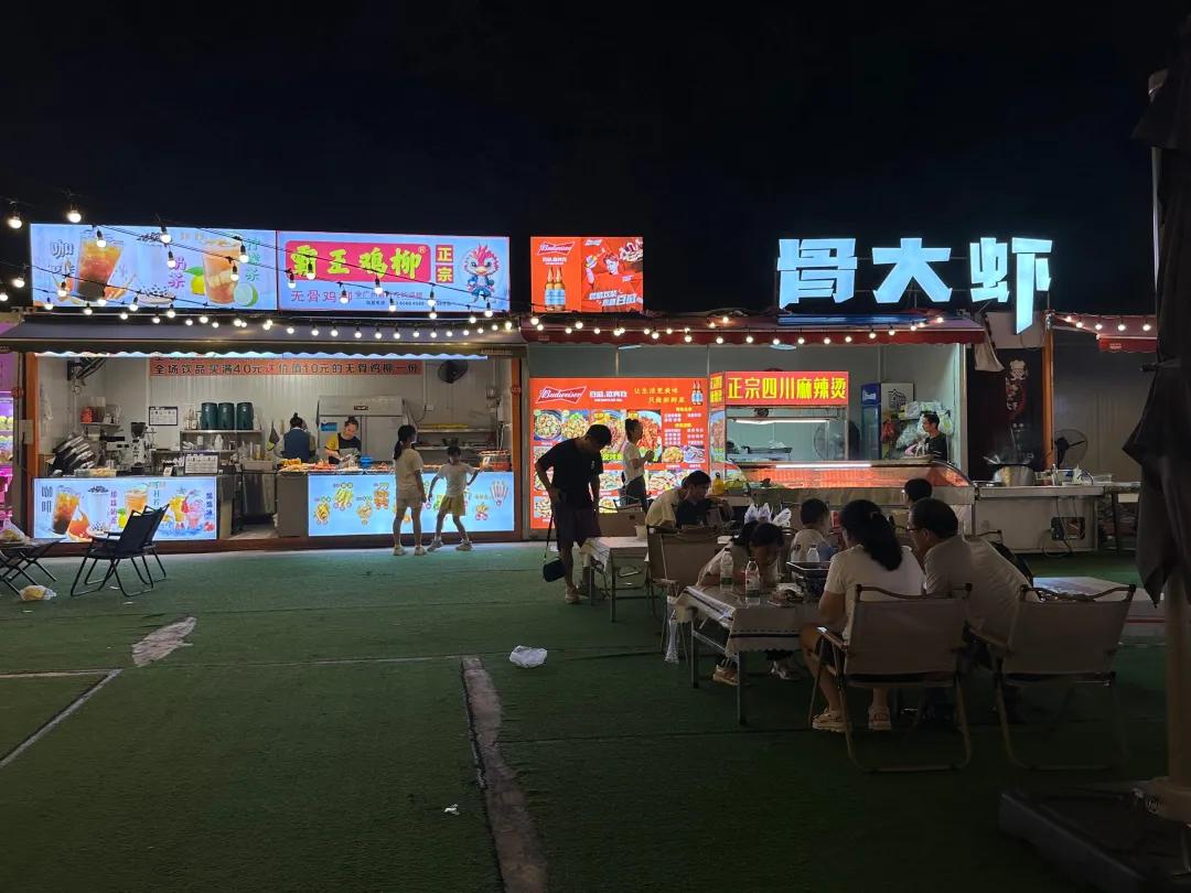 地摊经济爆火但餐饮摆摊难彩神vll“暴富”(图7)