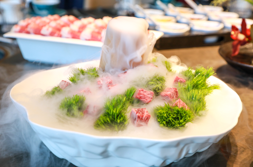 首家“海底捞·包间店”落地西安：聚焦小宴会可喝彩神vll茶可开会(图2)