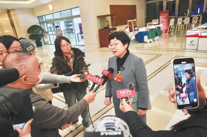 彩神vll深入一线听民意 建言献策谱新篇(图3)
