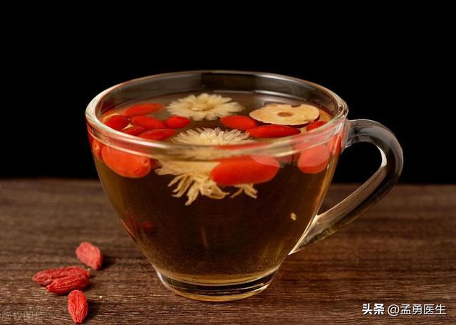 彩神vll咖啡、奶茶还是枸杞？中医视角揭秘饮品对健康的影响(图3)