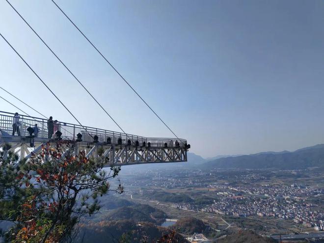 在家门口能赚钱、能分红！东阳这个山村吃上“旅游饭”彩神vll(图3)