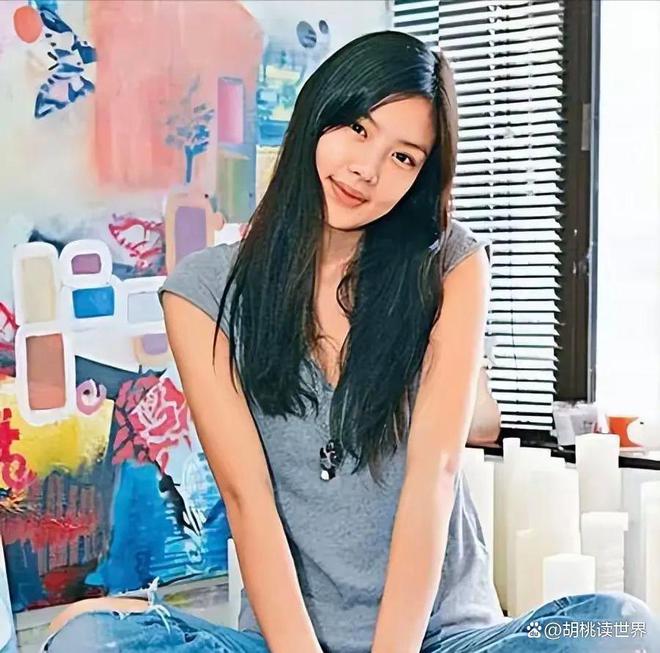 砸碎了7亿豪门婚约抛弃黎天王嫁破产老头的她后悔了吗？彩神vll(图3)