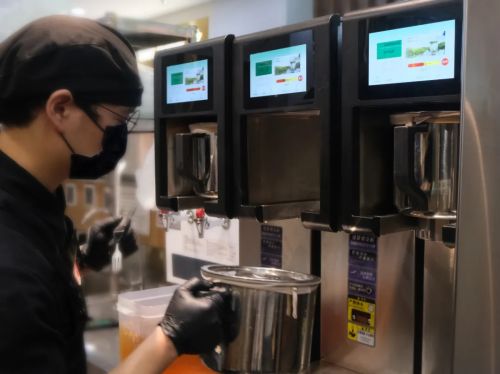 县城饮品店老板：一年只忙三个月收入撑彩神vll起一整年(图9)