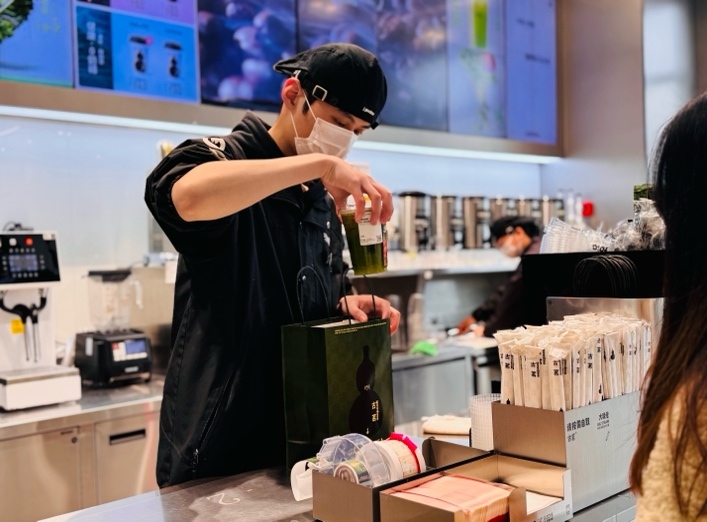 古茗上新果蔬彩神vll汁现制饮品持续加注新鲜赛道