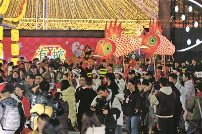 灯火里的“贵阳彩神vll梦”(图5)