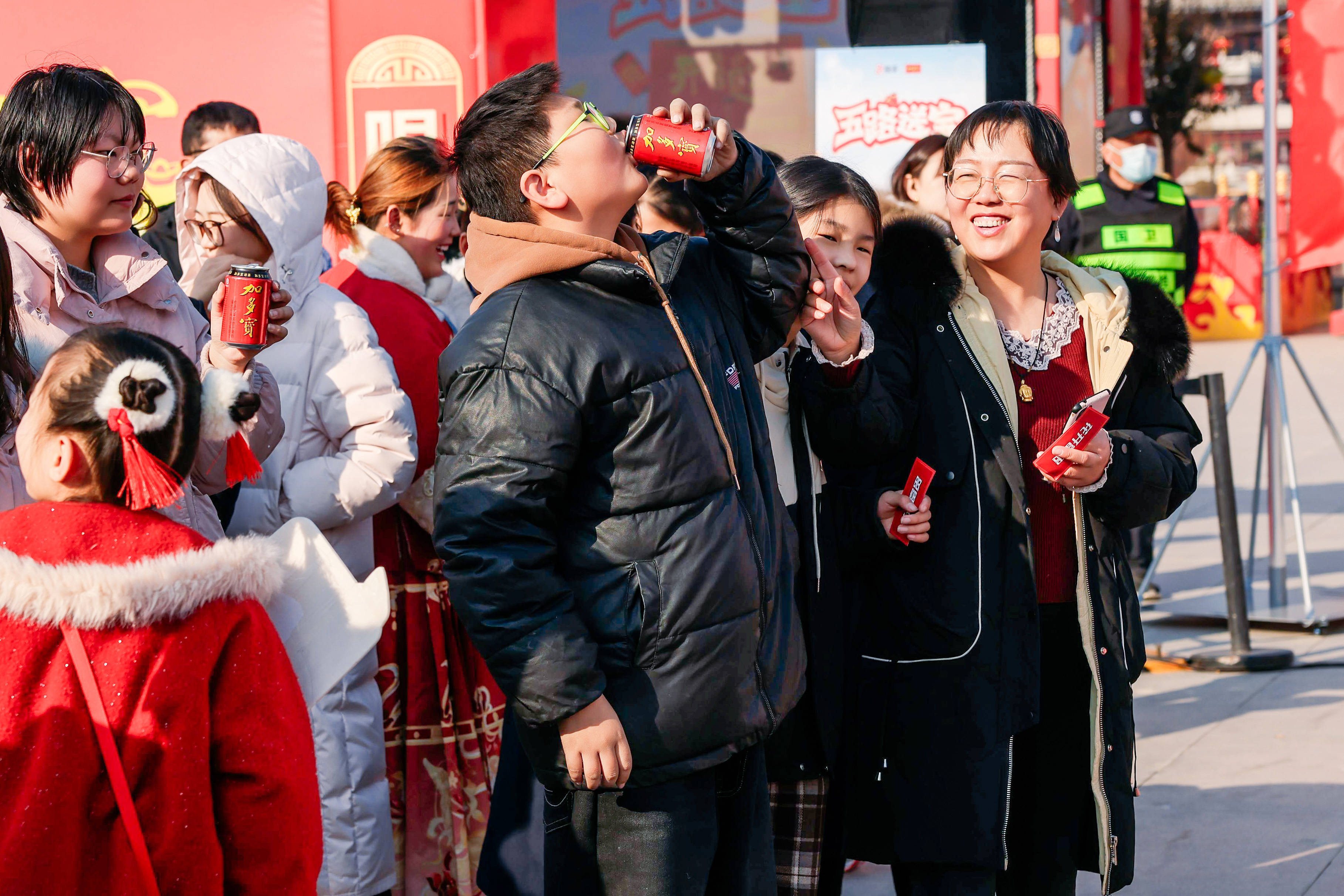 彩神vll以品质为基石加多宝履践笃行携手共筑满意消费(图4)
