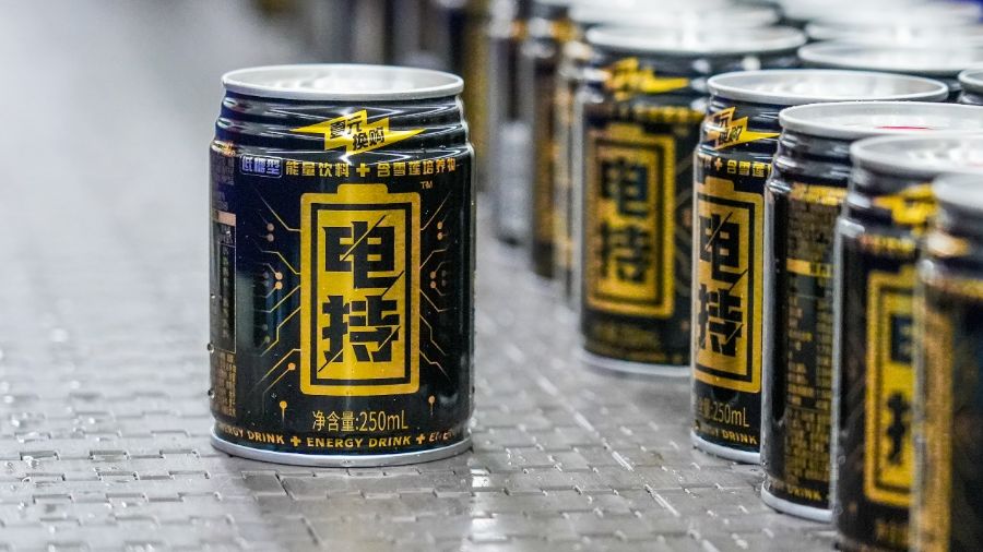 啤酒、饮料攻防战：互彩神vll相卷进对方的赛道｜新酒饮变局(图3)