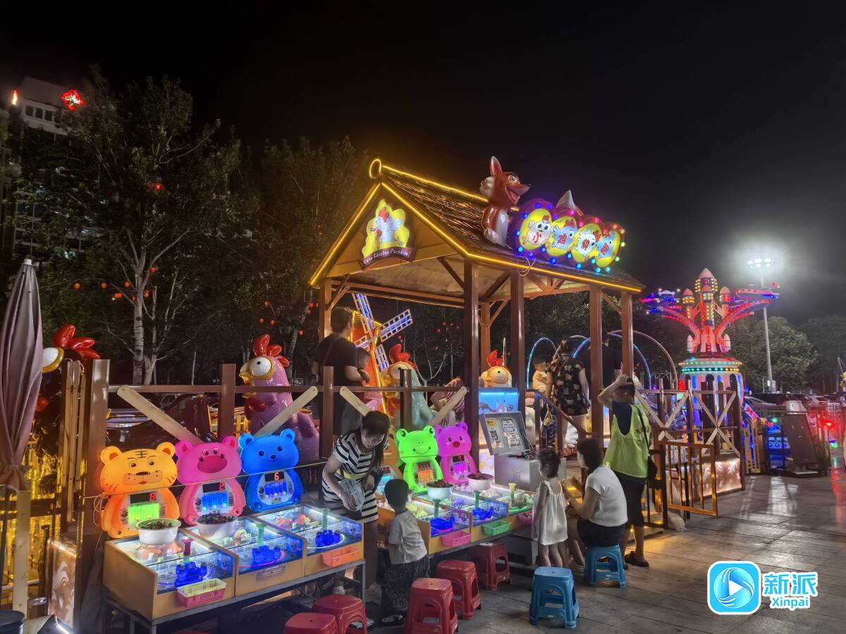 彩神vll消费新图景·聚焦夜经济 潍坊商圈街区“星罗棋布” 华灯璀璨烟火正浓(图2)
