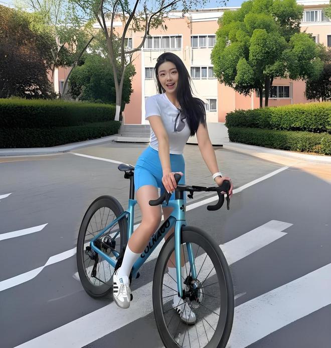 单车产业报告：崔克自行车怎么样属于什么档次闪彩神vll电跟捷安特怎么选(图5)