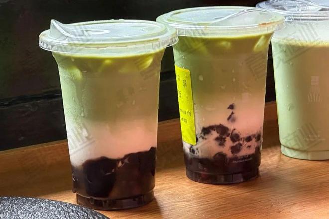 中国茶饮海外门店破15万家；味千半年利润4000万；京东外卖亏损140亿元；百果园中期彩神vll盈利预警 周报(图2)