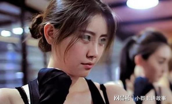 深圳富婆出20万工资招保镖数百人争彩神vll相报名提出条件后全场沉默(图4)