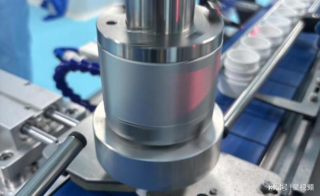 彩神vll千亿茶饮赛道迎新风口鲜早现泡茶锁鲜盖开辟健康茶饮新蓝海(图2)