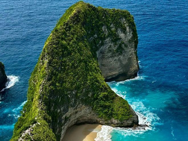 2026春季印度尼西亚巴厘岛5天4晚报价海神庙皇宫海滩全含行程彩神vll(图2)