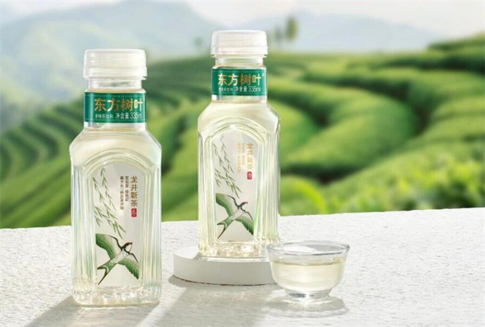 东方树叶限季发售、补水啦签姆巴佩……2026饮品旺季头部品牌传播战怎么打？彩神vll(图3)